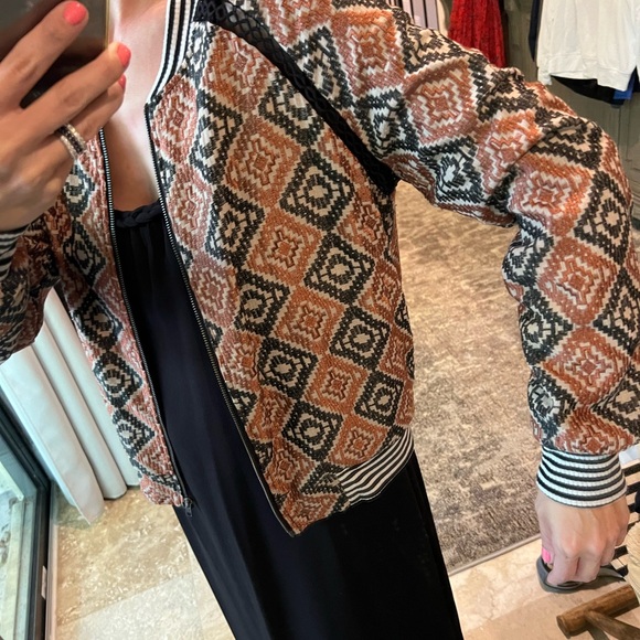 Saltwater LUXE Size M bomber jacket - Picture 7 of 11